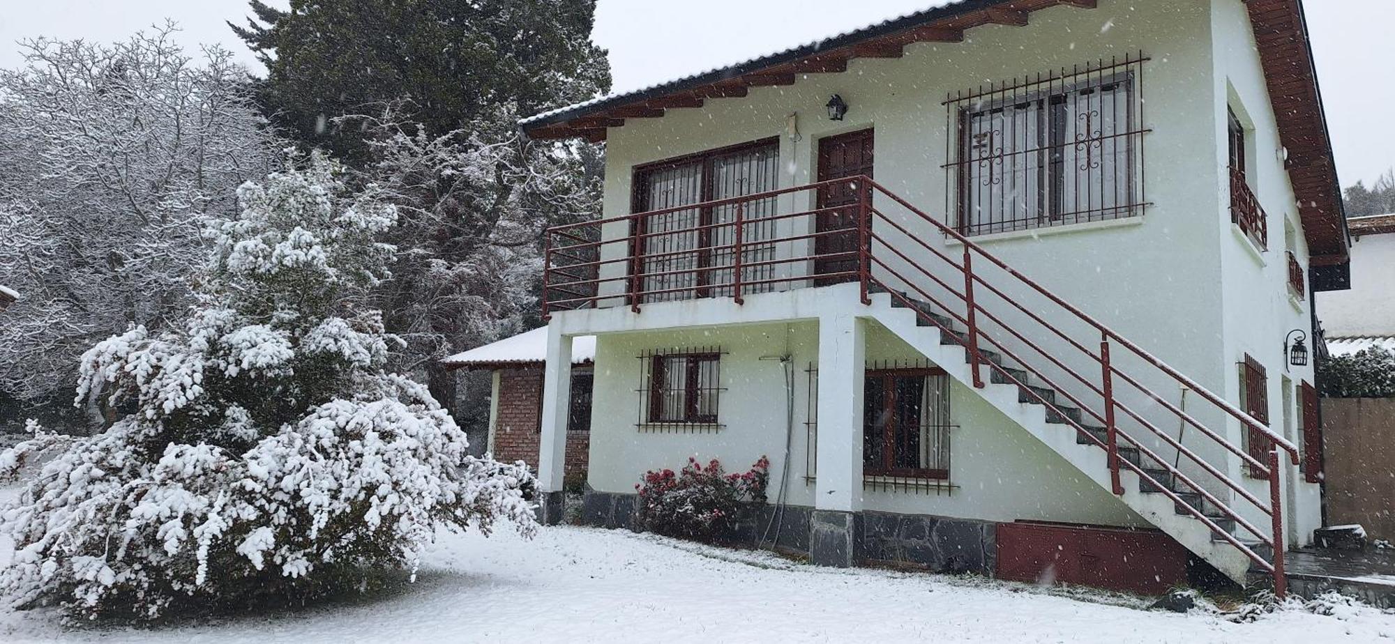 De Las Rosas Bariloche Exterior photo