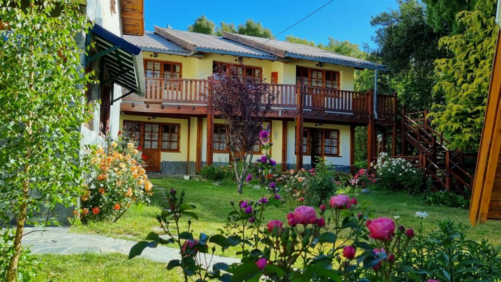 De Las Rosas Bariloche Exterior photo
